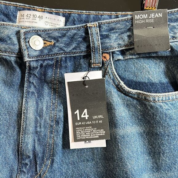 Primark Blue Relaxed Mom Jeans High Rise with Distressed Details - Picture 11 of 16